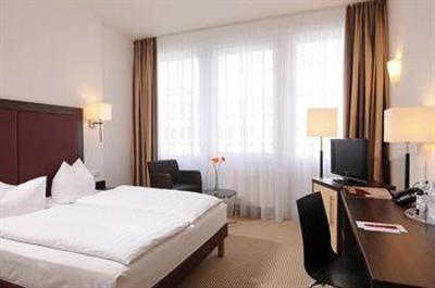 фото отеля Azimut Hotel Muenchen City Ost