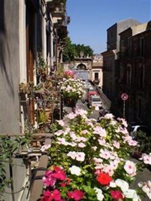 фото отеля Crociferi Bed and Breakfast Catania