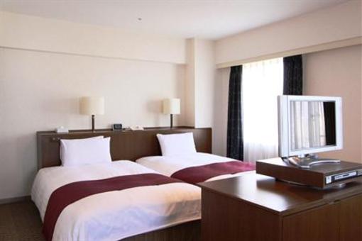 фото отеля Kobe Port Tower Hotel