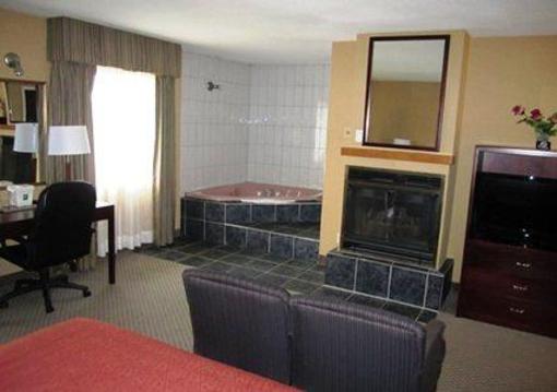 фото отеля Quality Inn and Conference Centre