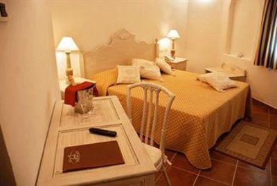 фото отеля Monti Di Mola Hotel Arzachena