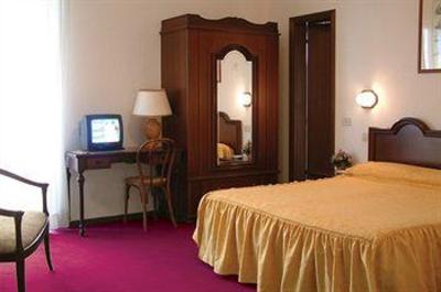 фото отеля Hotel Milano & Helvetia
