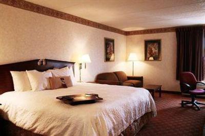 фото отеля Hampton Inn Williamsport