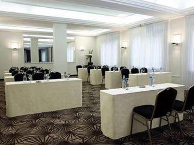 фото отеля NH Crillon
