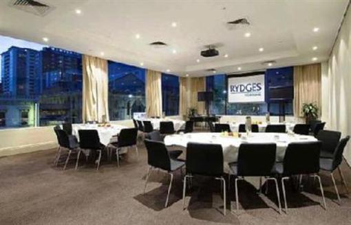 фото отеля Rydges Melbourne Hotel