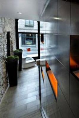 фото отеля Le Petit Hotel Montreal