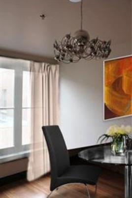 фото отеля Le Petit Hotel Montreal
