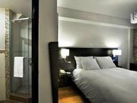 Le Petit Hotel Montreal