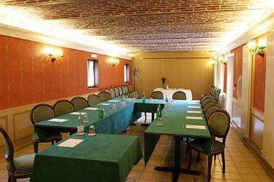 фото отеля Le Domaine Des Cigognes Hotel Ennevelin