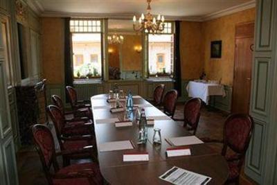 фото отеля Le Domaine Des Cigognes Hotel Ennevelin
