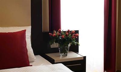 фото отеля Sternhotel Bonn