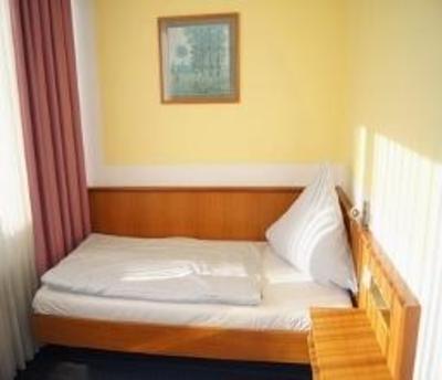 фото отеля Barbarossa City-Hotel