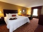 фото отеля Hampton Inn and Suites Charlottesville - At The University