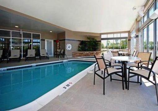 фото отеля Cambria Suites Akron-Canton Airport