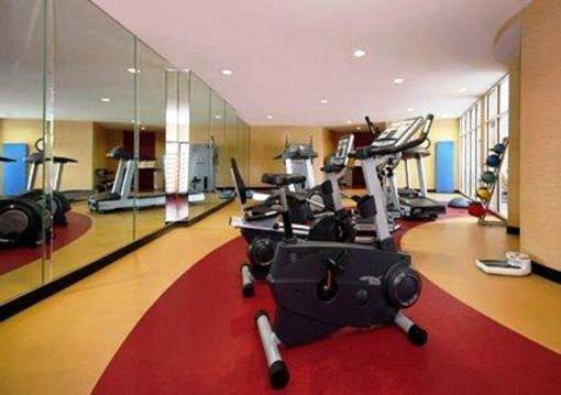 фото отеля Cambria Suites Akron-Canton Airport