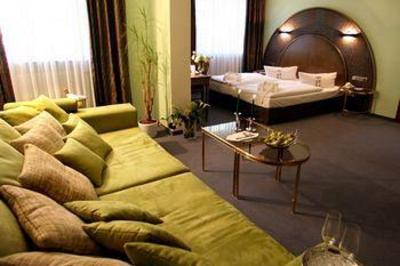 фото отеля BEST WESTERN Hotel Schmoeker-Hof