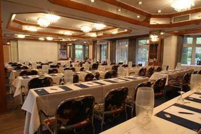 фото отеля BEST WESTERN Hotel Schmoeker-Hof