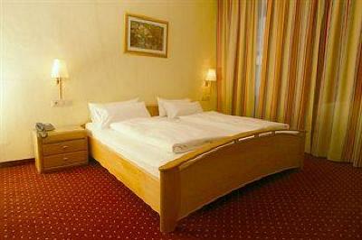 фото отеля Hotel Romerhof Baden-Baden