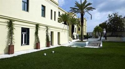 фото отеля Poseidonion Grand Hotel