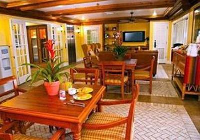 фото отеля Dove Creek Lodge