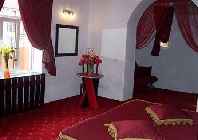 фото отеля Hotel Suter Inn