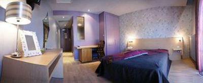 фото отеля Hotel La Chaumiere Quillan