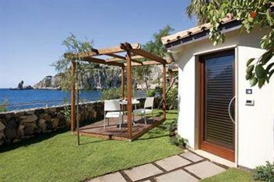 фото отеля La Plage Resort