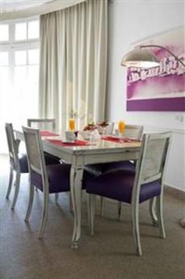 фото отеля Forcadell Apartments