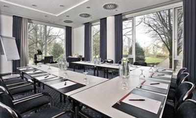 фото отеля Ramada Hotel Kassel City Centre