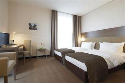 фото отеля InterCityHotel Mannheim