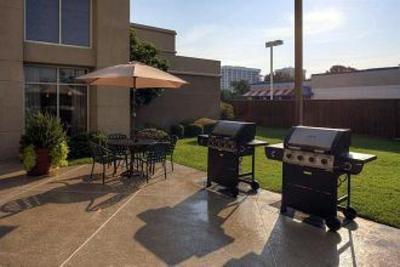 фото отеля Homewood Suites Dallas-Market Center