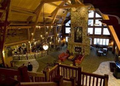 фото отеля Hope Lake Lodge & Indoor Waterpark