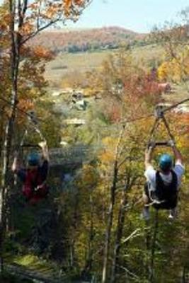 фото отеля Hope Lake Lodge & Indoor Waterpark