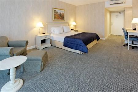 фото отеля Holiday Inn Express Rosario