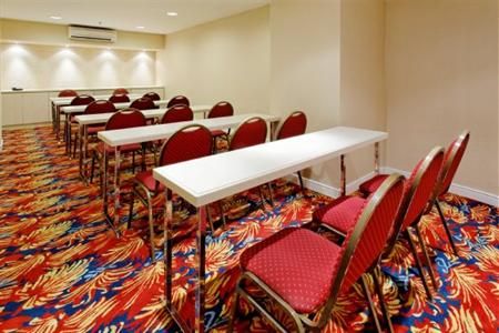 фото отеля Holiday Inn Express Rosario