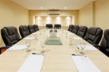 фото отеля Holiday Inn Express Rosario