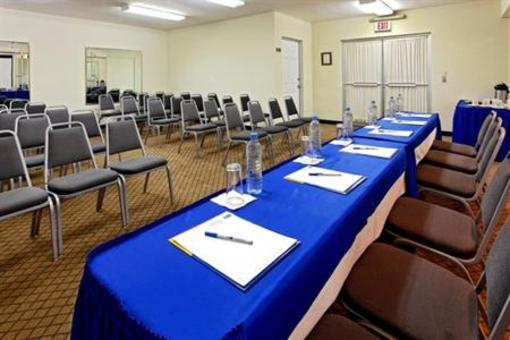 фото отеля Holiday Inn Express Piedras Negras
