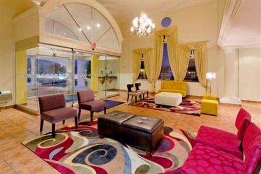 фото отеля Holiday Inn Express Piedras Negras
