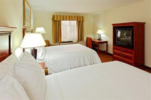 фото отеля Holiday Inn Express Piedras Negras