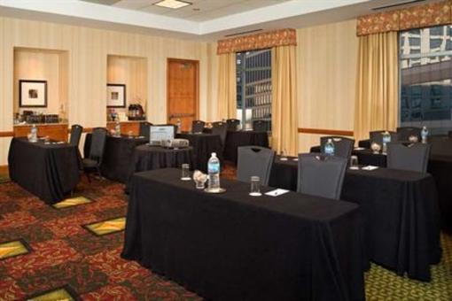 фото отеля Hilton Garden Inn Chicago Downtown Magnificent Mile