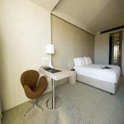 фото отеля Hotel Realm