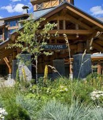 фото отеля Nita Lake Lodge