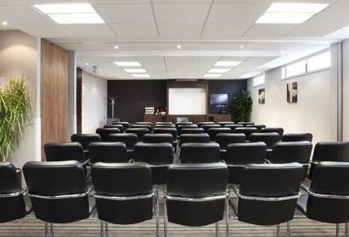 фото отеля Holiday Inn Express Exhibition Centre Aberdeen