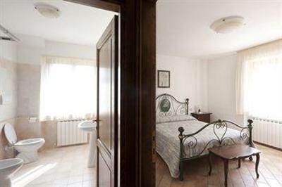 фото отеля Relais Parco Del Subasio Assisi