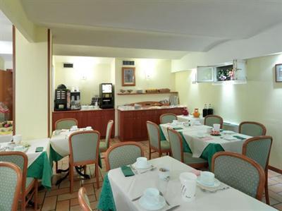 фото отеля Nuovo Del Porto Hotel Bologna