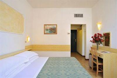 фото отеля Hotel Clipper Pesaro