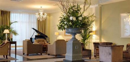 фото отеля Newpark Hotel