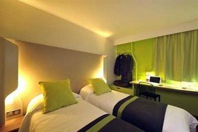 фото отеля Hotel Campanile Clermont Ferrand Nord Riom