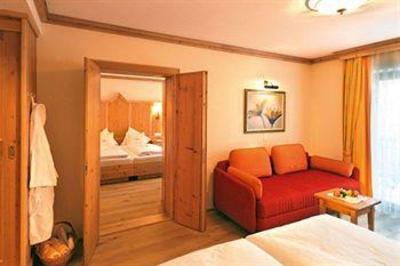 фото отеля Hotel Alpendorf