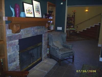 фото отеля Lookout Point Lakeside Inn Bed and Breakfast